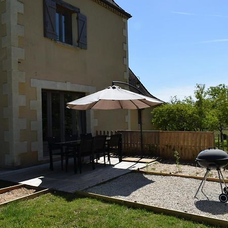 La Maison D A Cote Lacropte Luaran gambar