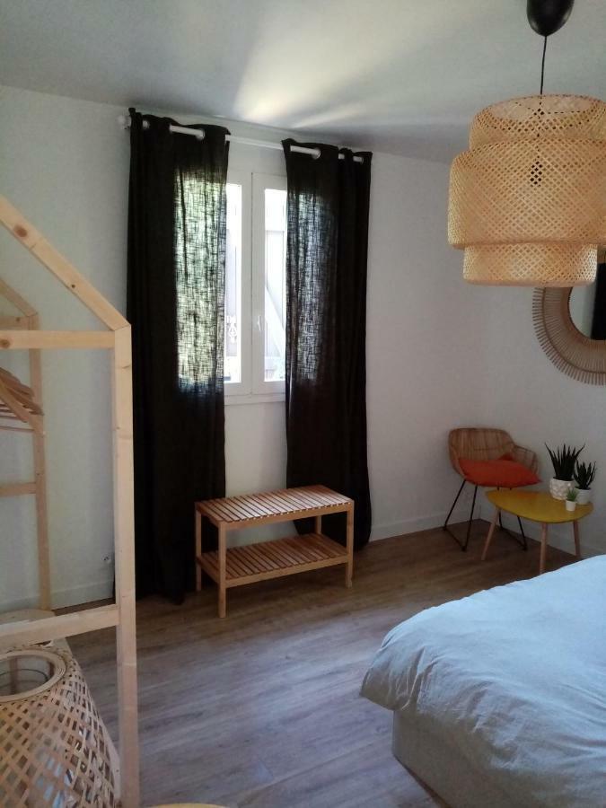 La Maison D A Cote Lacropte Luaran gambar