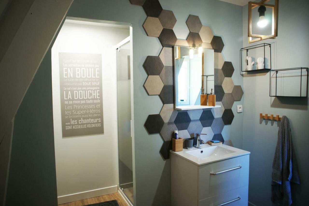 La Maison D A Cote Lacropte Luaran gambar